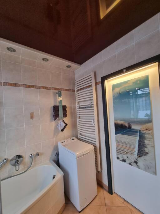 Ferienwohnung *Zur Weinbergstrasse* Lauta Exterior foto
